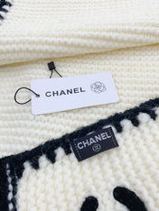 KNIT SCARF 200 CM IN WHITE CASHMERE WITH BLACK LOGO 383911