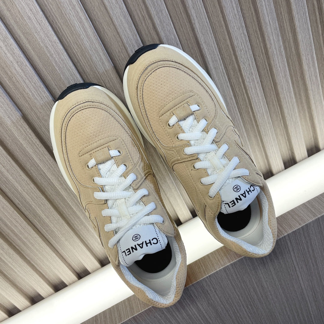 CHANEL 26S SNEAKER 35 MM IN BEIGE MESH AND CALFSKIN LOW TOP