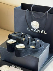 CC CLASSIC WEDGE SANDALS IN BLACK LAMBSKIN SUEDE