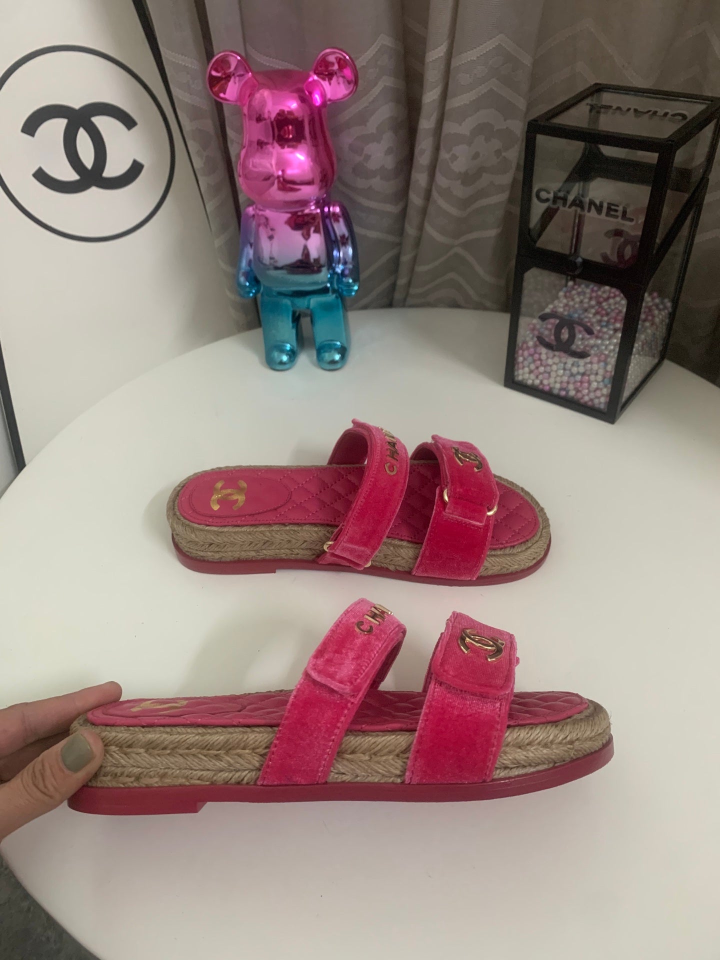 CHANEL 26S SLIDE SANDALS IN PINK VELVET AND CALFSKIN WITH ROPE SOLE GOLD HARDWARE