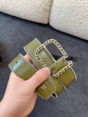 BELT 40MM IN OLIVE GREEN CALFSKIN WITH INTERWOVEN CHAIN BUCKLE ZIPPER IN TRIM SILVER HARDWARE