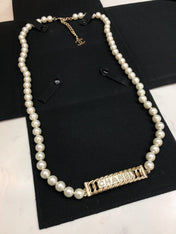 CHANEL 25S CHAIN BELT IN WHITE PEARL 615991