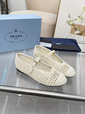 PRADA 26S MARY JANE FLATS IN CREAM WHITE WOVEN RAFFIA WITH TRIANGLE LOGO