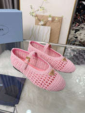 PRADA 26S MARY JANE FLATS IN PINK WOVEN RAFFIA WITH TRIANGLE LOGO