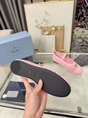 PRADA 26S MARY JANE FLATS IN PINK WOVEN RAFFIA WITH TRIANGLE LOGO