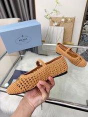 PRADA 26S MARY JANE FLATS IN BROWN WOVEN RAFFIA WITH TRIANGLE LOGO