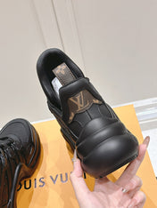 LV BARRACUDA SNEAKER IN BLACK CALFSKIN
