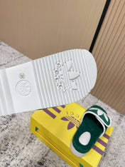 GUCCI 26S PLATFORM SLIDE SANDALS IN GREEN FABRIC