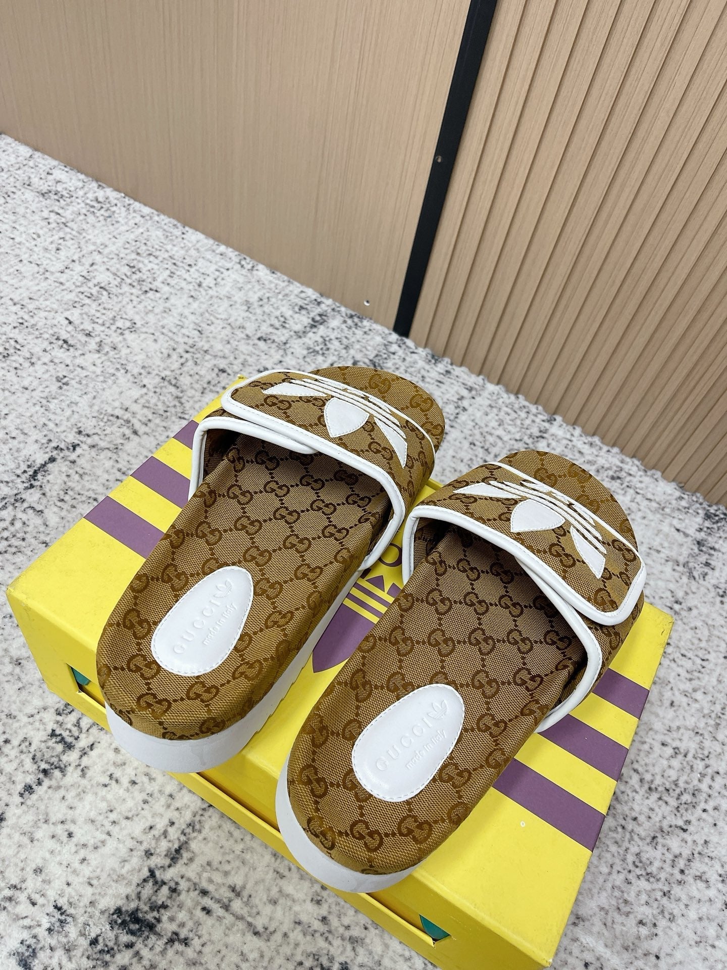GUCCI 26S PLATFORM SLIDE SANDALS IN BROWN GG CANVAS