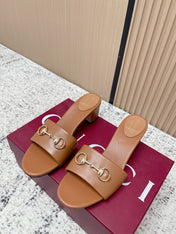 GUCCI 26S HORSEBIT MID-HEEL SANDALS IN BROWN CALFSKIN