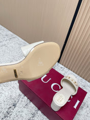 GUCCI 26S HORSEBIT MID-HEEL SANDALS IN CREAM WHITE CALFSKIN