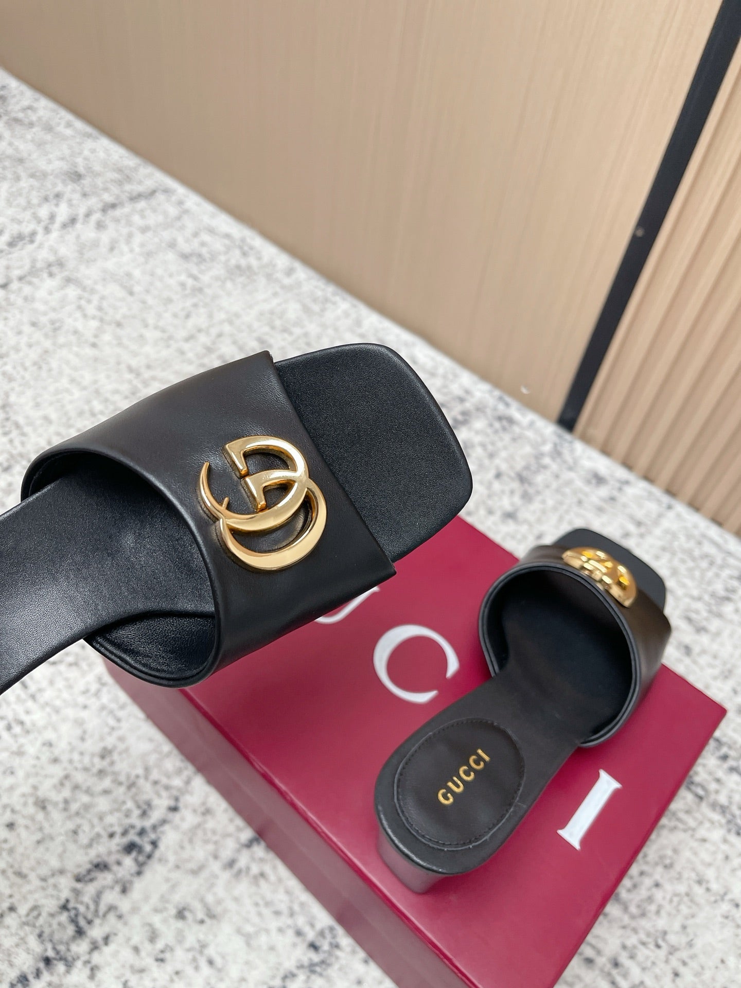 GUCCI 26S GG LOGO HIGH-HEEL MULES IN BLACK CALFSKIN
