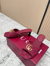 GUCCI 26S HIGH HEELS IN DARK RED CANVAS WITH GOLD HARDWARE