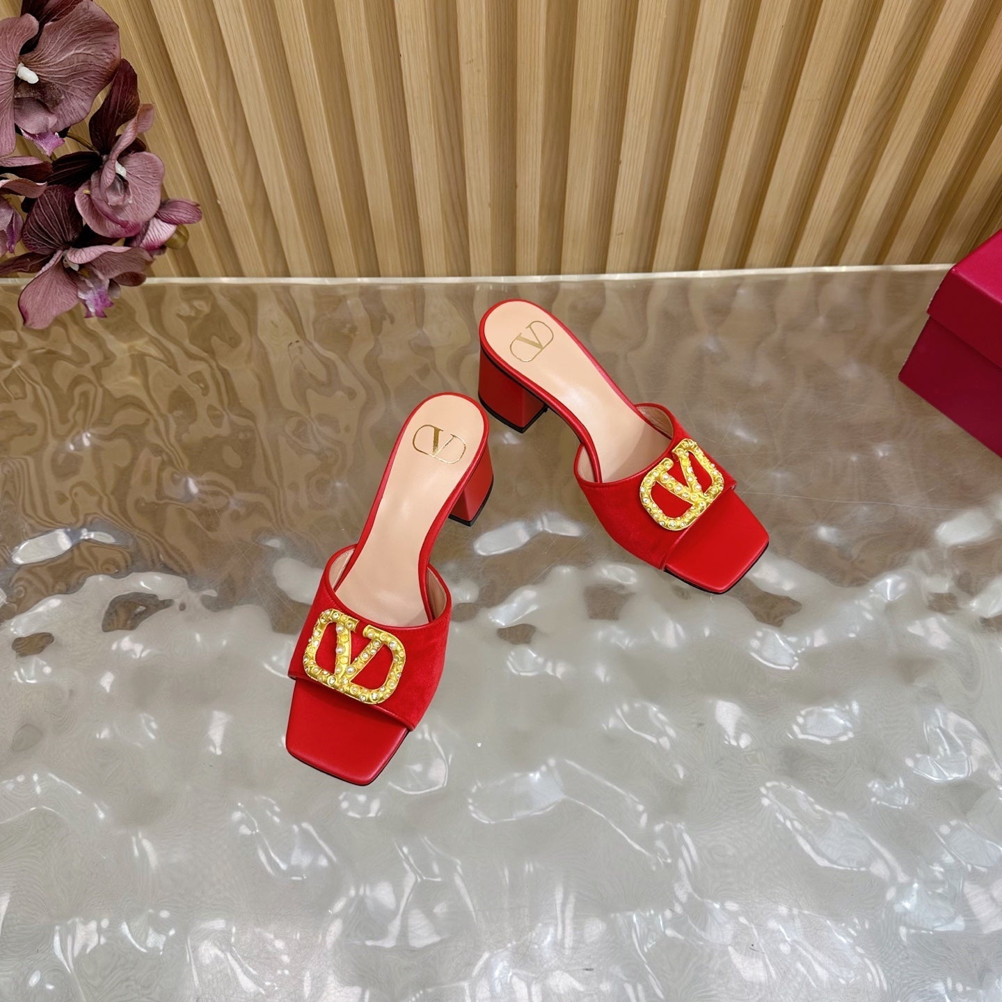VALENTINO 25S HIGH-HEEL MULES 60 MM IN RED VELVET AND CALFSKIN WITH GOLD HARDWARE
