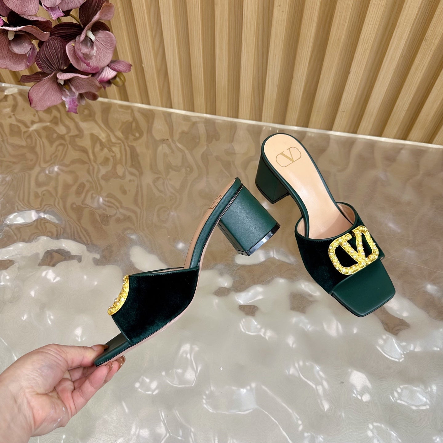 VALENTINO 25S HIGH-HEEL MULES 60 MM IN DARK GREEN VELVET AND CALFSKIN WITH GOLD HARDWARE