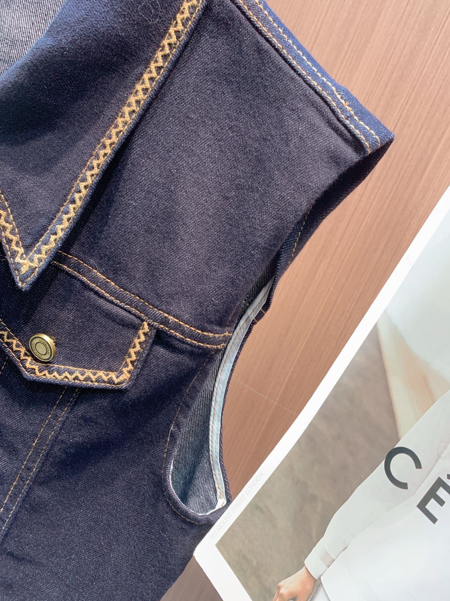 LOEWE SLEEVELESS TOP & DENIM SHORTS SET STYLE 72