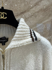 CHANEL 25S CASHMERE HALF-ZIP T-SHIRT 318