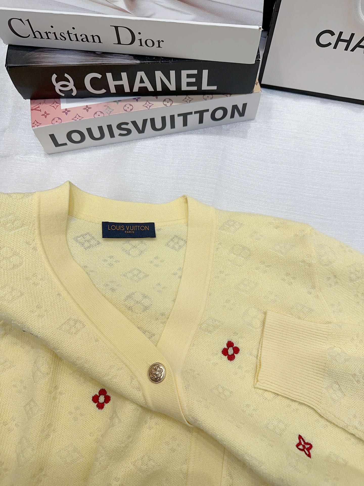 LV 25S CARDIGAN 0046