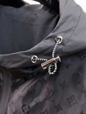 LV BLACK JACKET 239519