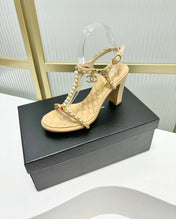 HIGH HEELS PEARL CHAIN IN BEIGE CREAM COWHIDE