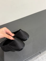 POPPY BALLET FLATS IN BLACK SILK