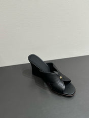 LP HIGH HEELS 25S IN BLACK LAMBSKIN
