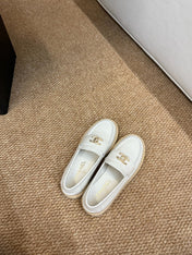 CHANEL 26S LOAFER IN WHITE PATENT CALFSKIN CC LOGO