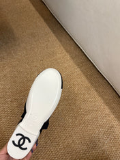 CHANEL 26S MARY JANE SLINGBACK FLATS IN WHITE AND BLACK CALFSKIN CAP TOE RIBBON STRAP