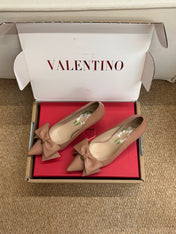 VALENTINO 26S HIGH HEEL SHOES IN NUDE PINK CALFSKIN WITH BOW