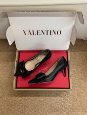 VALENTINO 26S HIGH HEEL SHOES IN BLACK CALFSKIN WITH BOW