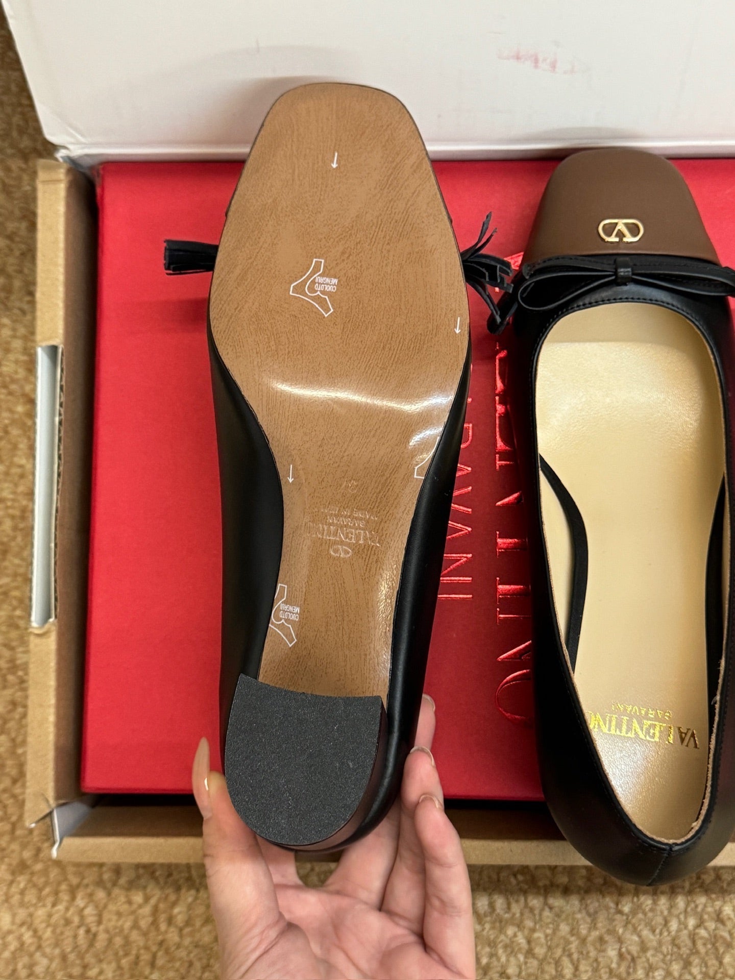 VALENTINO 26S HEELED BALLET FLATS IN BROWN AND BLACK CALFSKIN
