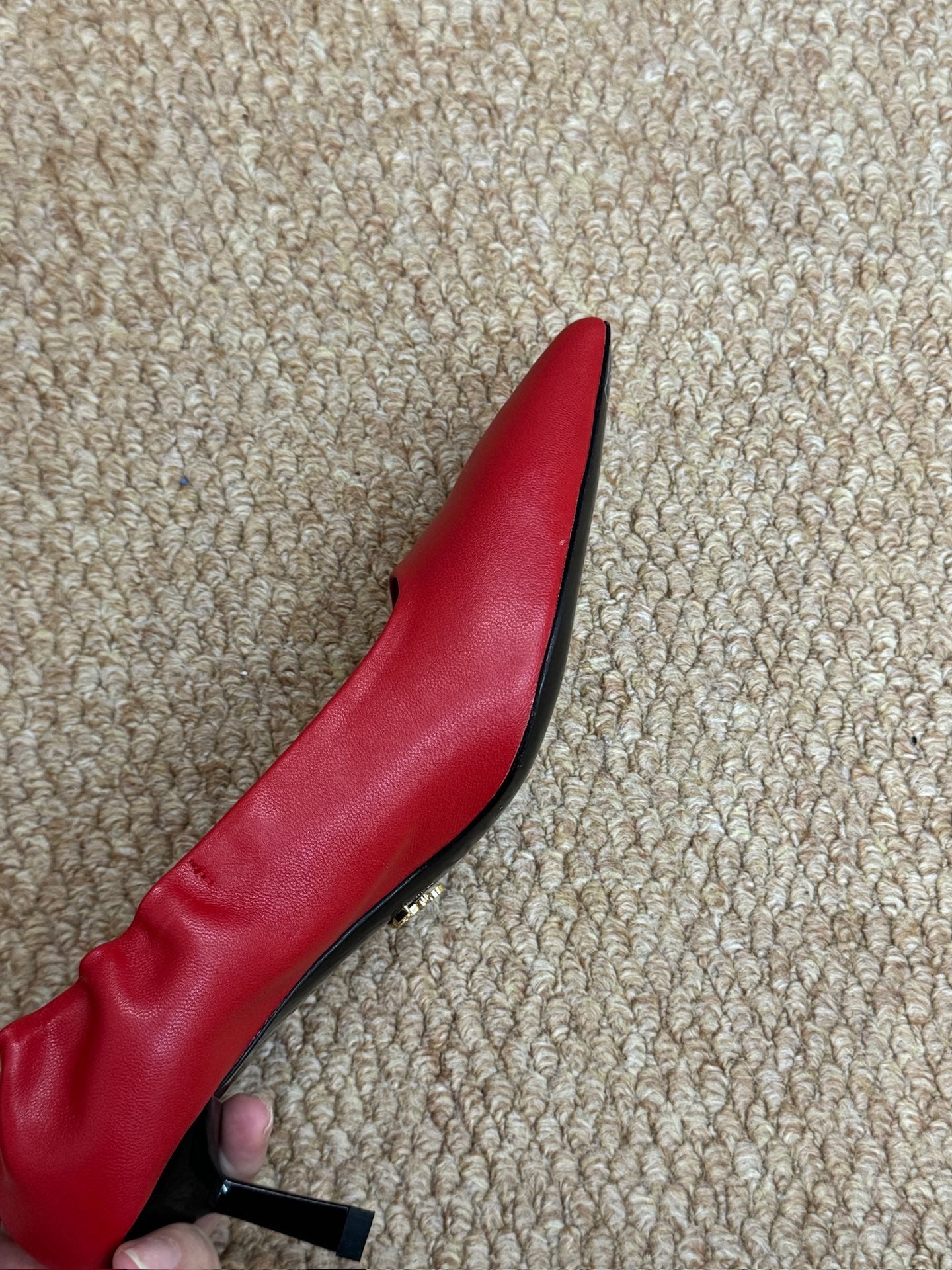 PRADA 26S POINTED TOE PUMPS 50MM IN RED CALFSKIN