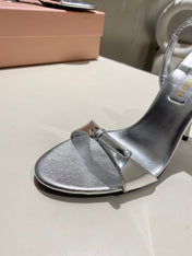 TWO STRAP HIGH HEELED SANDALS IN SILVER METALLIC GLOSSY SHEEPSKIN