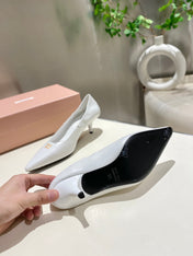 POINTED-TOE MID HEEL PUMPS IN WHITE SMOOTH LAMBSKIN