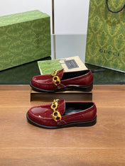 GG LOAFER SHOES IN BLOOD RED CALFSKIN WITH GOLD HARDWARE