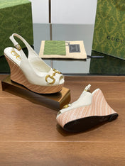 GG WEDGE PLATFORM IN WHITE CALFSKIN WITH GOLD HARDWARE