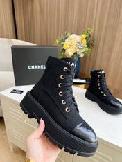 SHORT BOOTS IN BLACK TWEED AND CALFSKIN