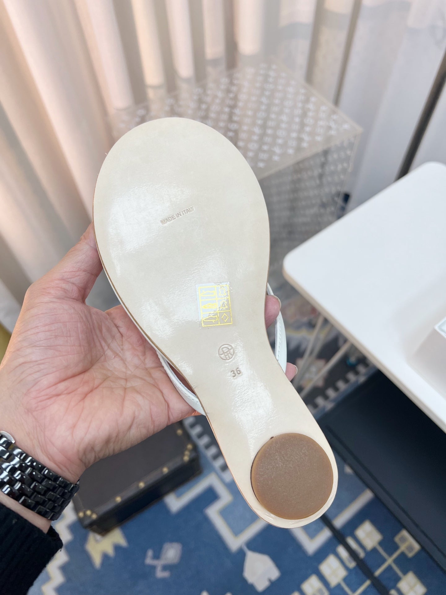THE ROW 26S THONG SANDALS IN WHITE CALFSKIN