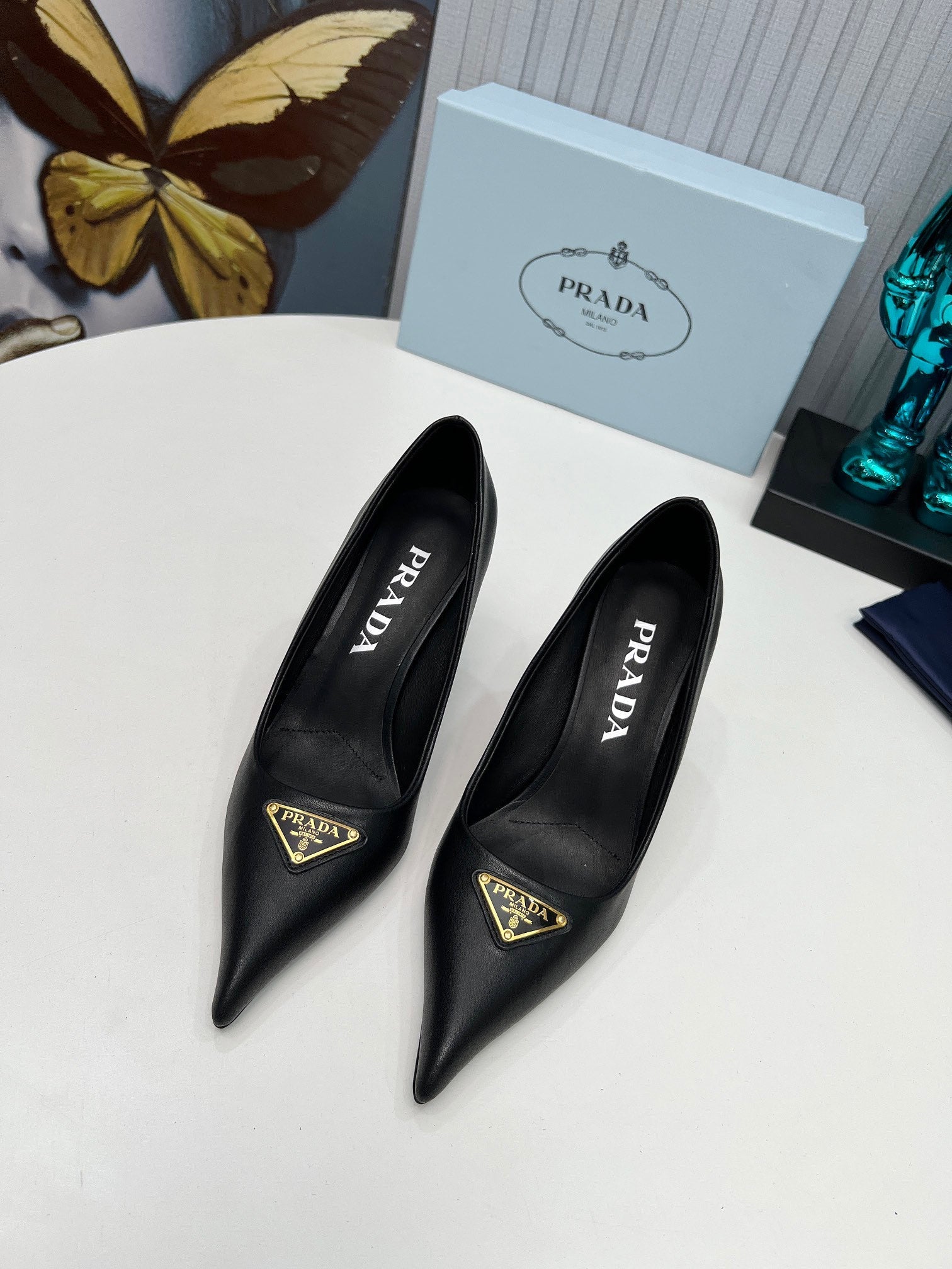 PRADA 26S POINTED TOE PUMPS STILETTO HEEL 80MM IN BLACK CALFSKIN