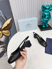 PRADA 26S ROUND TOE SLINGBACK PUMPS 40MM IN BLACK CALFSKIN WITH BOW