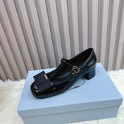 PRADA 26S T-STRAP MARY JANE PUMPS 40MM IN BLACK PATENT CALFSKIN WITH BOW