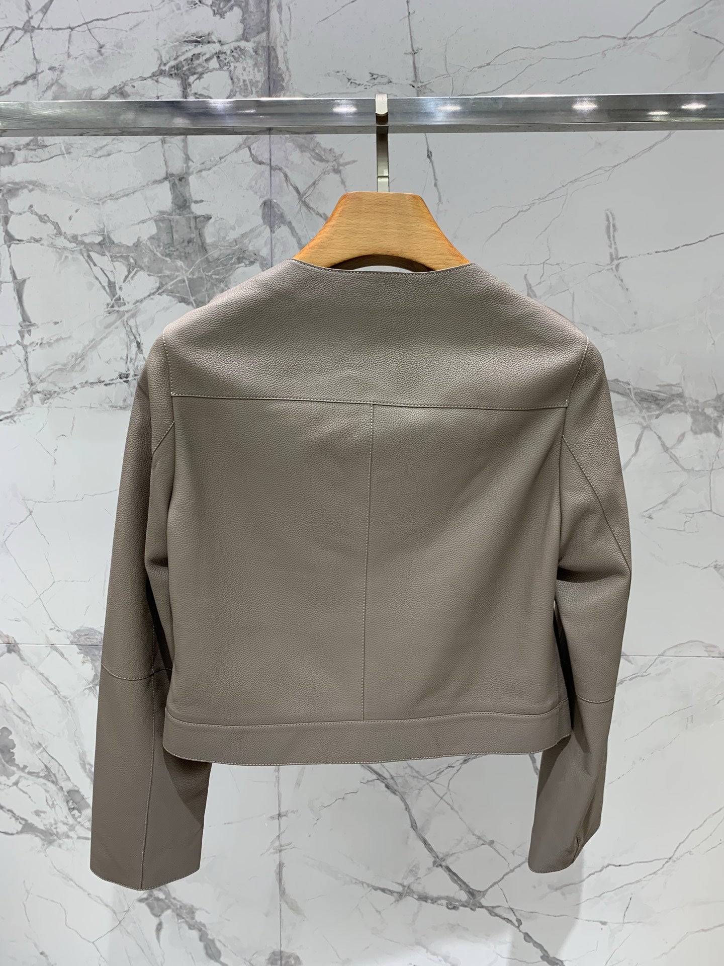 HERMES 25S LEATHER JACKET WITH LEATHER SHORTS 528568