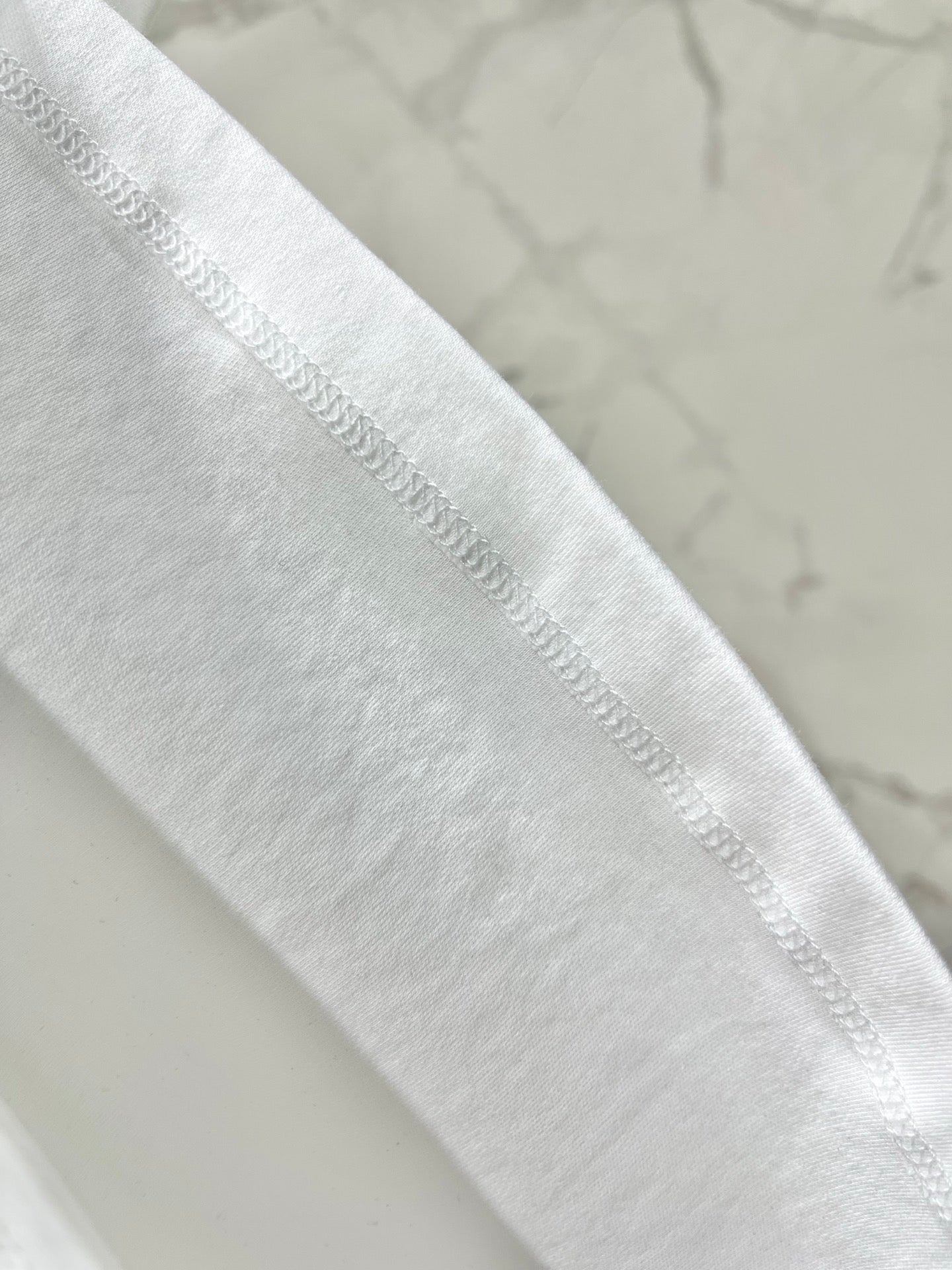 CHANEL 26S SHORT-SLEEVE T-SHIRT 831