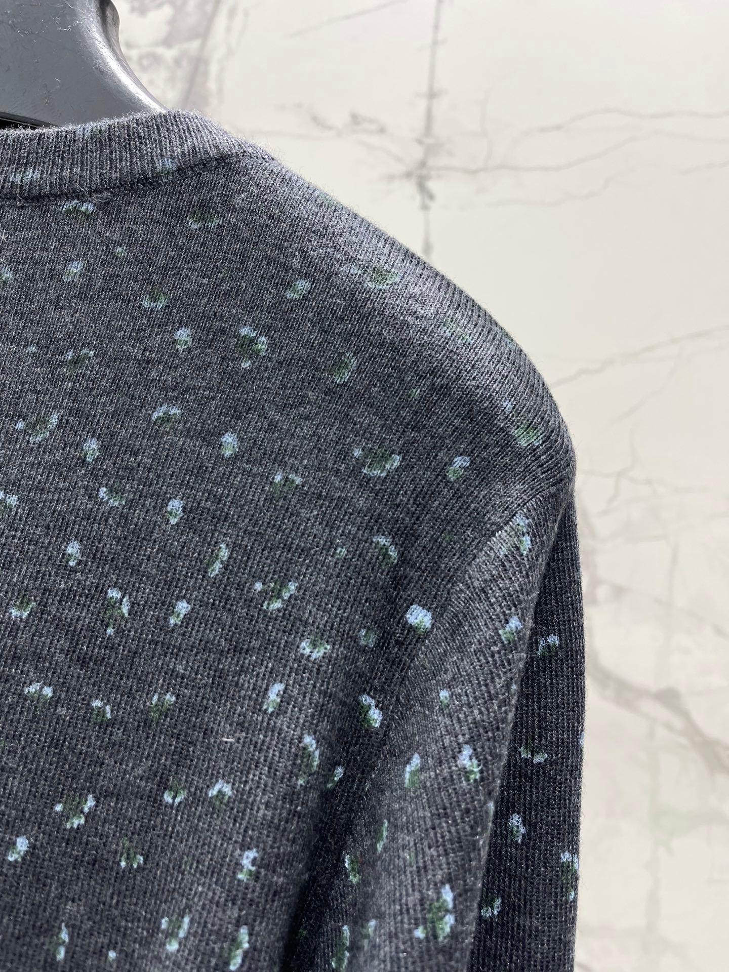 PRADA 26S KNIT CARDIGAN 1124