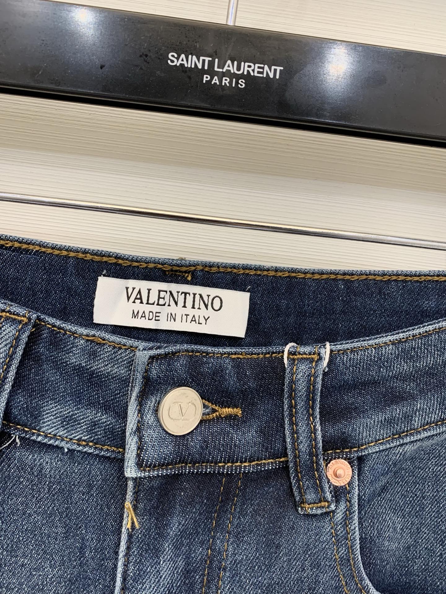 VALENTINO 26S JEANS 1222