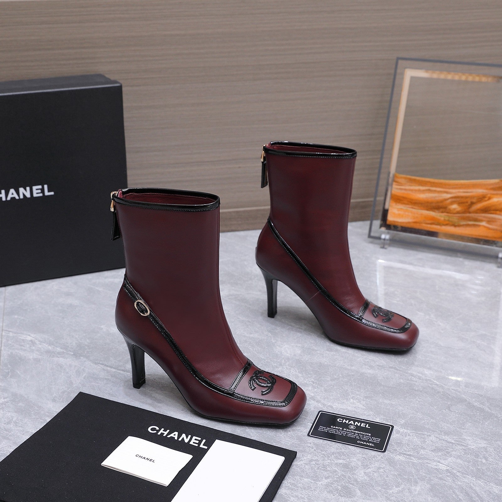 CHANEL 26S ANKLE BOOTS 80 MM IN BURGUNDY CALFSKIN WITH BLACK PATENT LEATHER TRIM AND CC LOGO ON TOE CAP