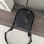 HAMMOCK SLICE 25 BAG IN BLACK SHINY CALFSKIN