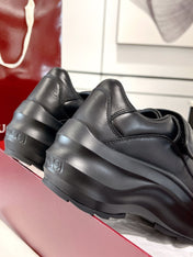 GG WAVE SNEAKER IN BLACK CALFSKIN