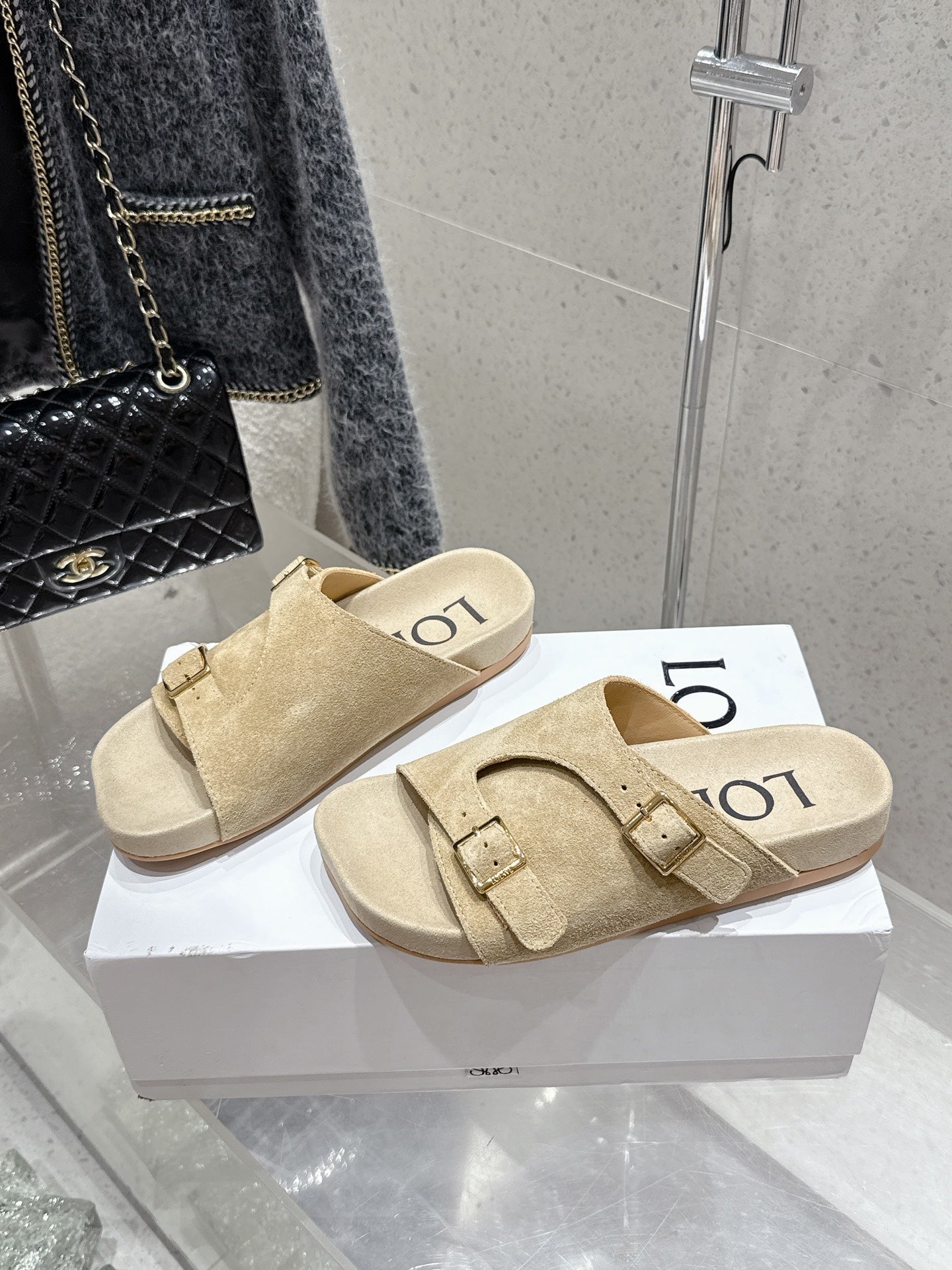 LOEWE 26S EASE SLIDE IN BEIGE SUEDE