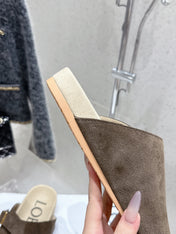 LOEWE 26S EASE SLIDE IN DARK BROWN SUEDE
